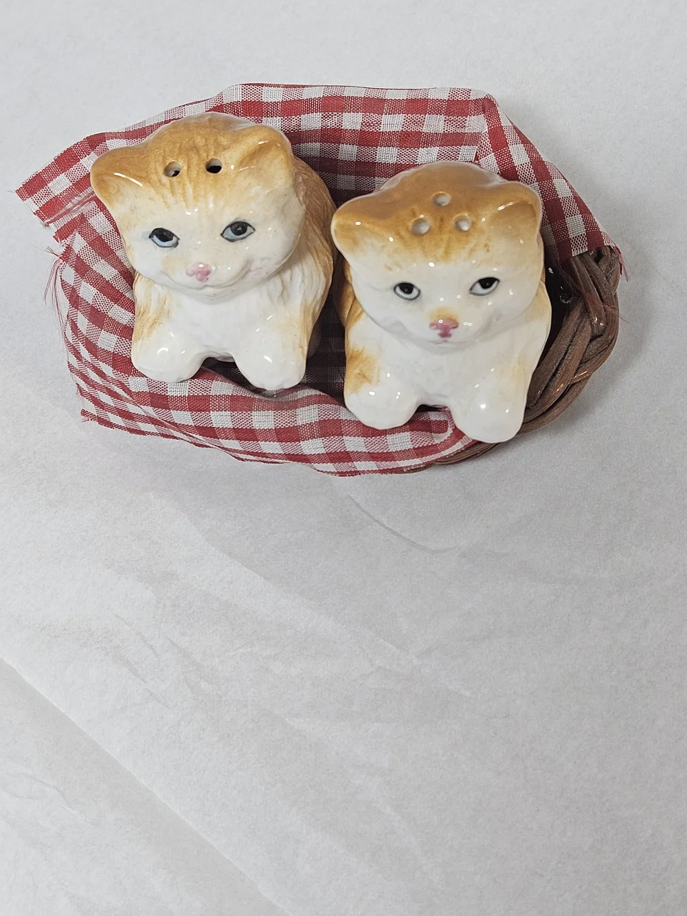 Vintage Kittens In A Basket Salt And Pepper Set Cats S&P